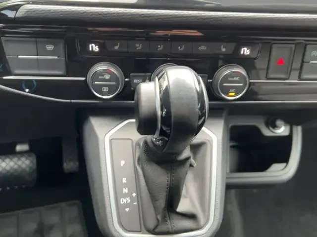 Volkswagen T6.1 Caravelle