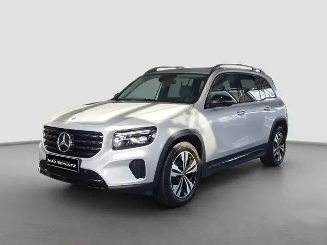 Mercedes-Benz GLB 220
