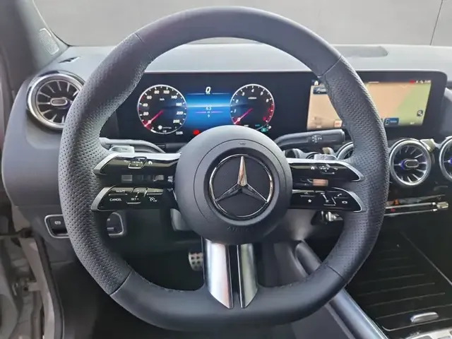 Mercedes-Benz GLA 180