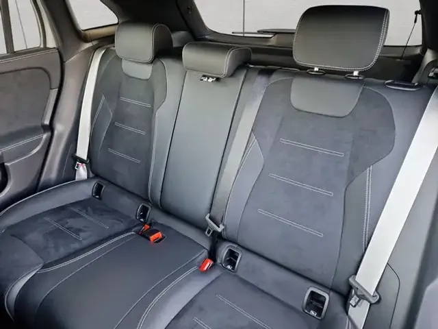 Mercedes-Benz GLA 180