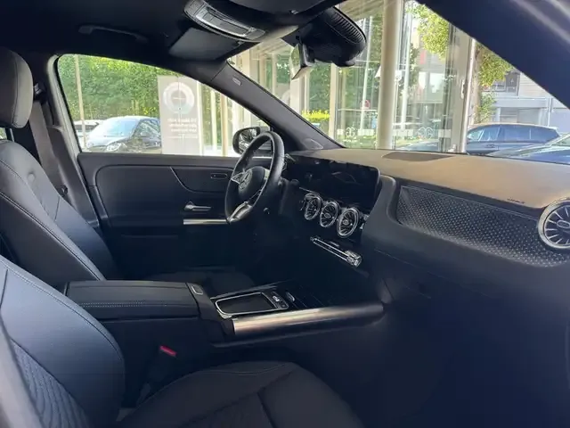 Mercedes-Benz EQA 350