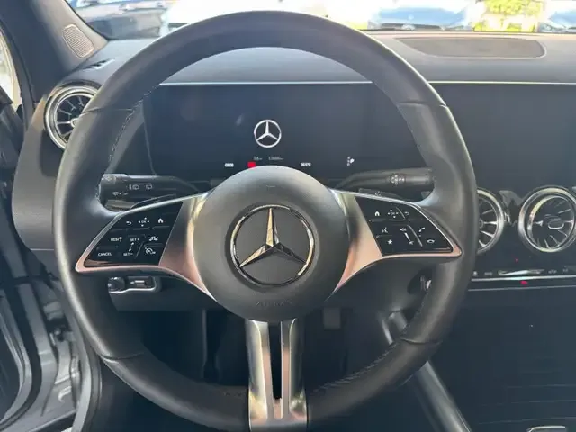 Mercedes-Benz EQA 350