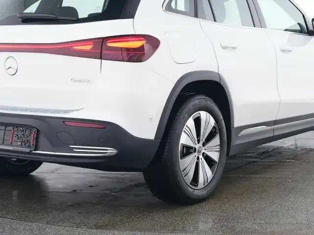 Mercedes-Benz EQA 300