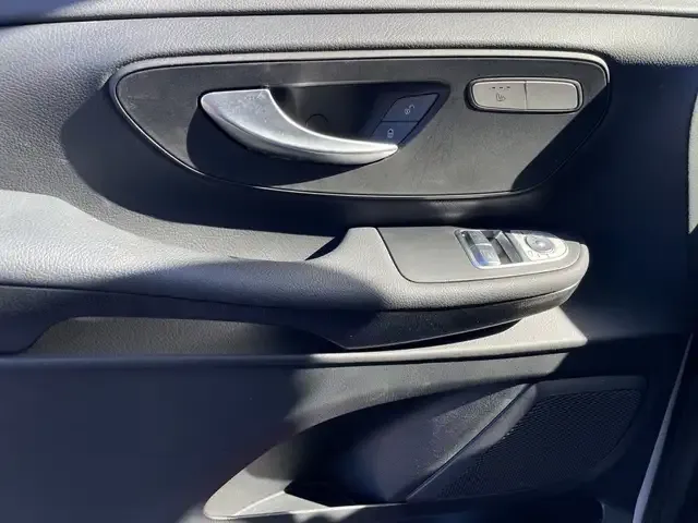 Mercedes-Benz EQV 300