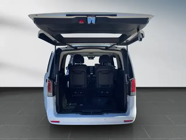Mercedes-Benz EQV 300