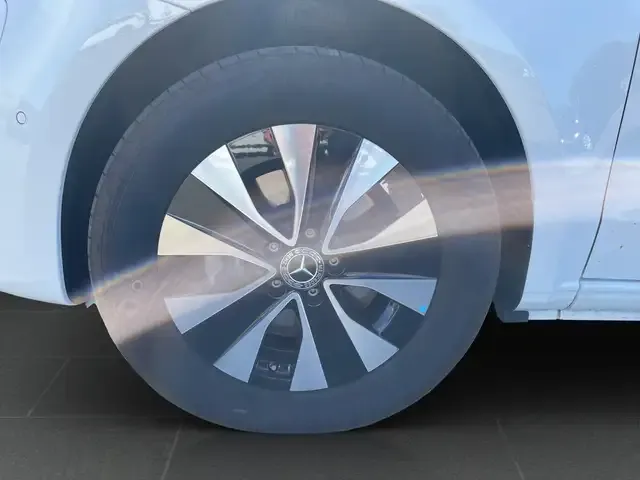 Mercedes-Benz EQV 300
