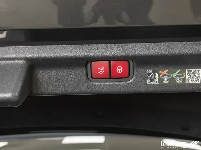 Mercedes-Benz EQE 300