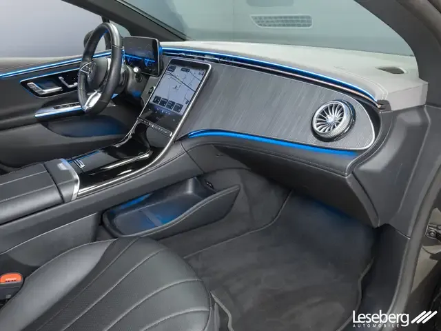 Mercedes-Benz EQE 300