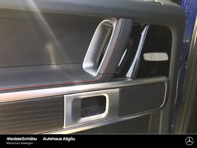 Mercedes-Benz G 400