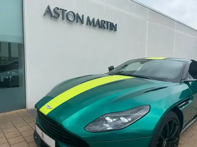 Aston Martin DB11