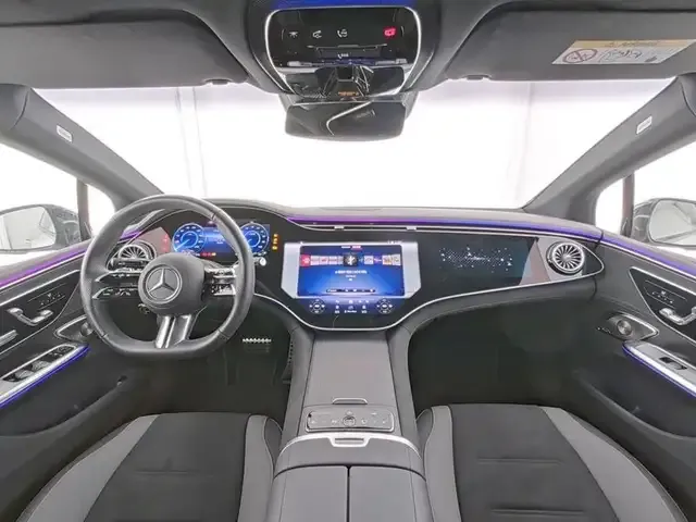 Mercedes-Benz EQE 300