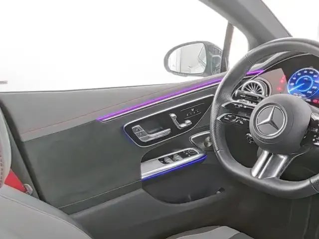Mercedes-Benz EQE 300