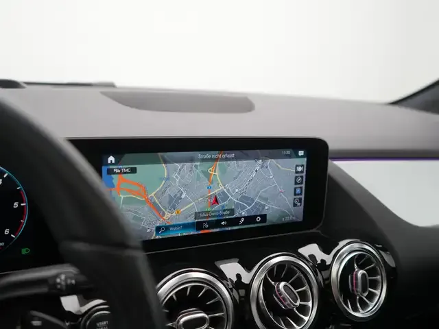 Mercedes-Benz B 220