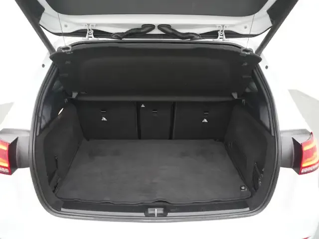 Mercedes-Benz B 220