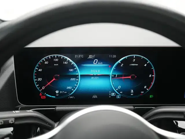 Mercedes-Benz B 220