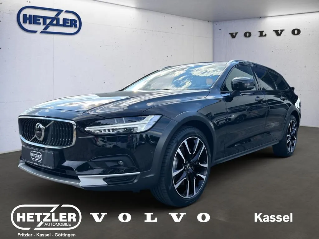 Volvo V90 Cross Country