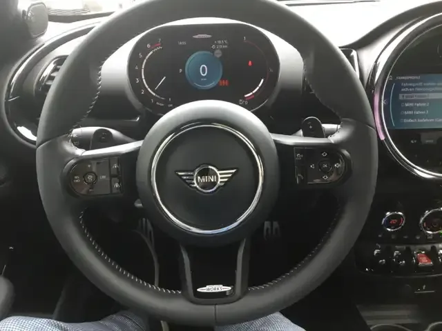MINI John Cooper Works Clubman