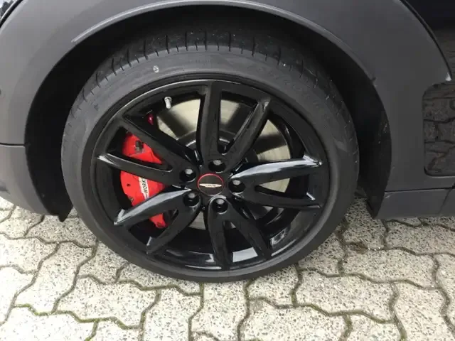 MINI John Cooper Works Clubman