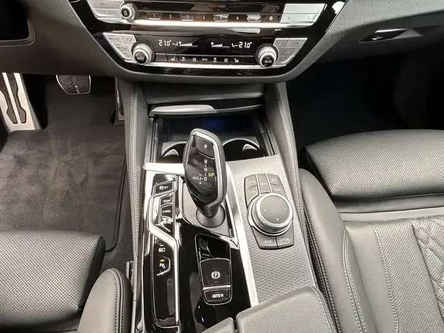 BMW 545