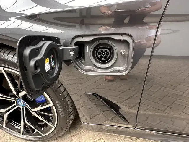 BMW 545