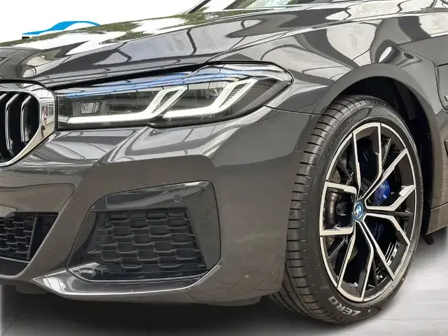 BMW 545