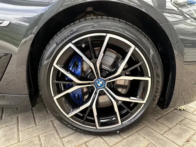 BMW 545