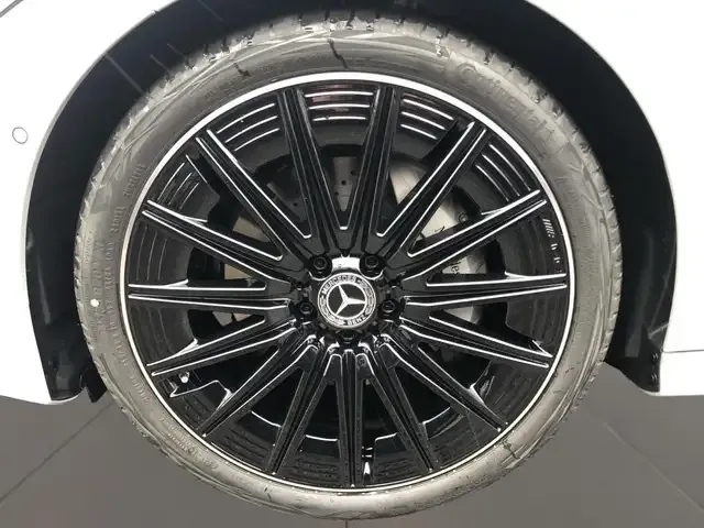 Mercedes-Benz CLE 300