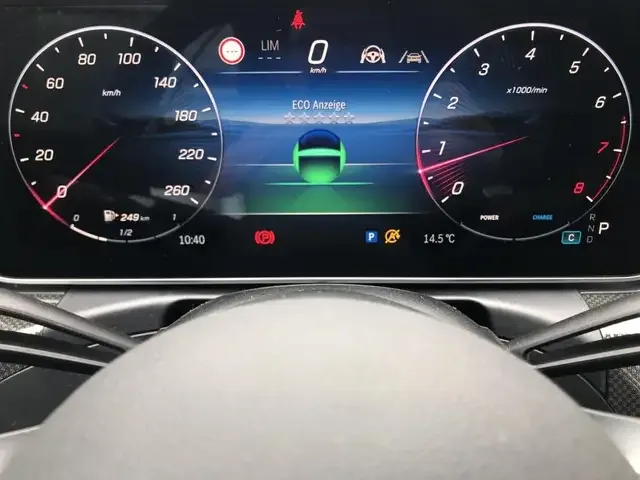 Mercedes-Benz CLE 300