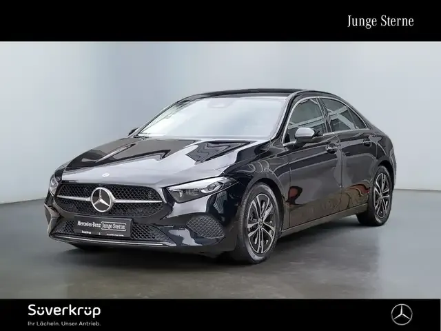 Mercedes-Benz A 220