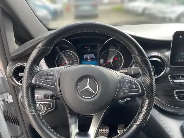 Mercedes-Benz V
