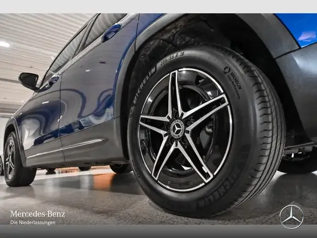 Mercedes-Benz EQB 300