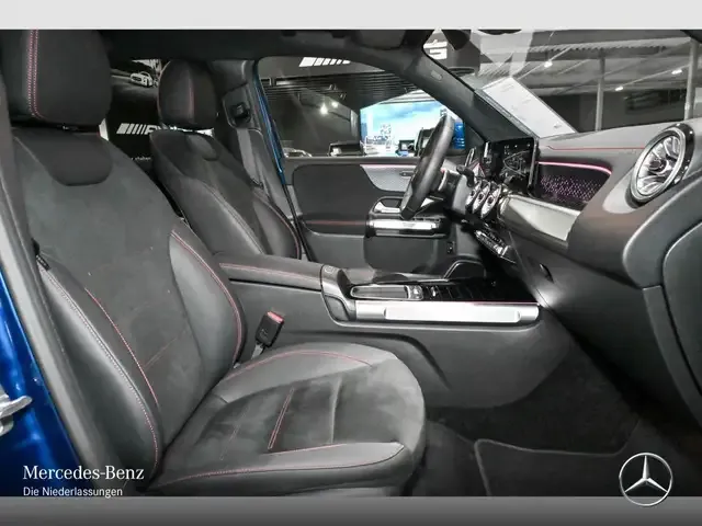 Mercedes-Benz EQB 300