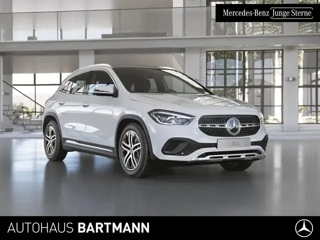 Mercedes-Benz GLA 180