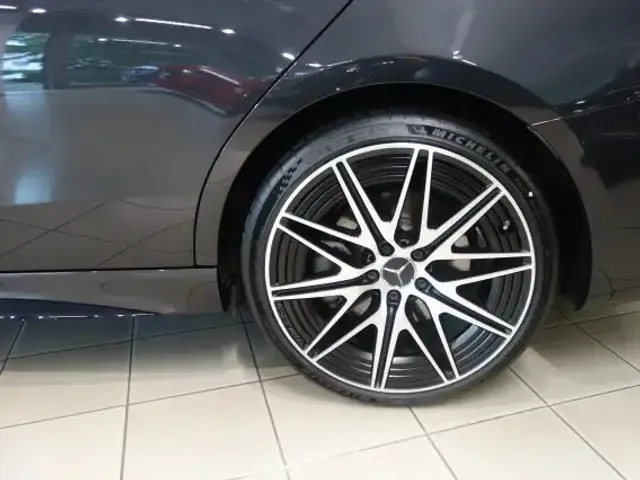 Mercedes-Benz C 43 AMG