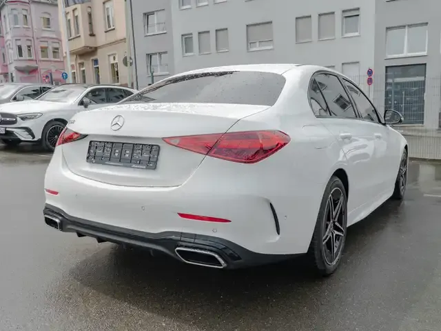 Mercedes-Benz C 180