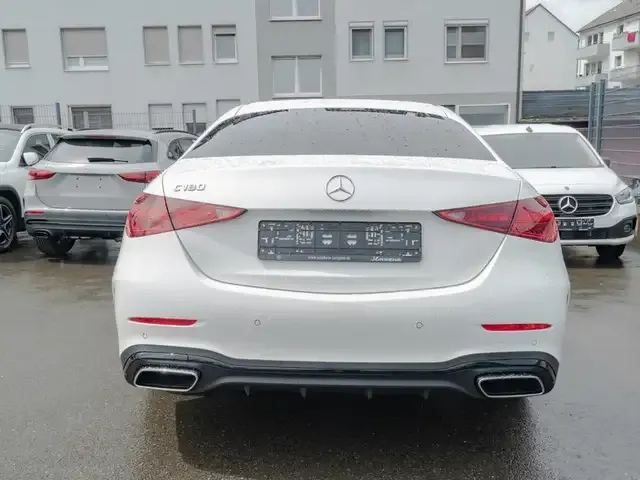 Mercedes-Benz C 180