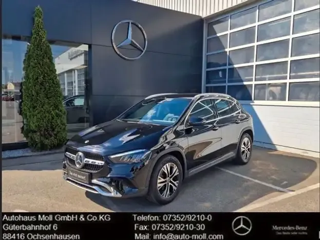Mercedes-Benz GLA 200
