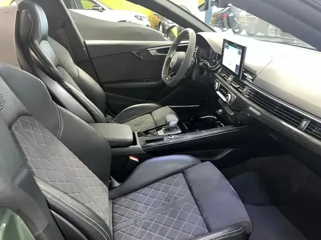 Audi S5