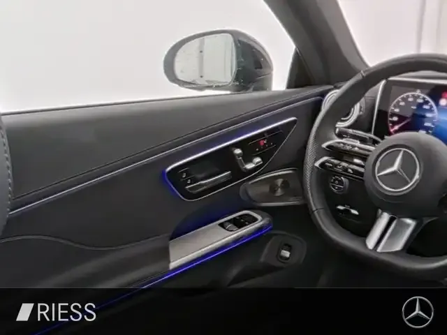 Mercedes-Benz CLE 200