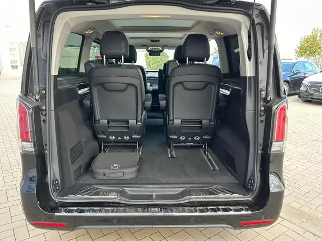 Mercedes-Benz EQV 300