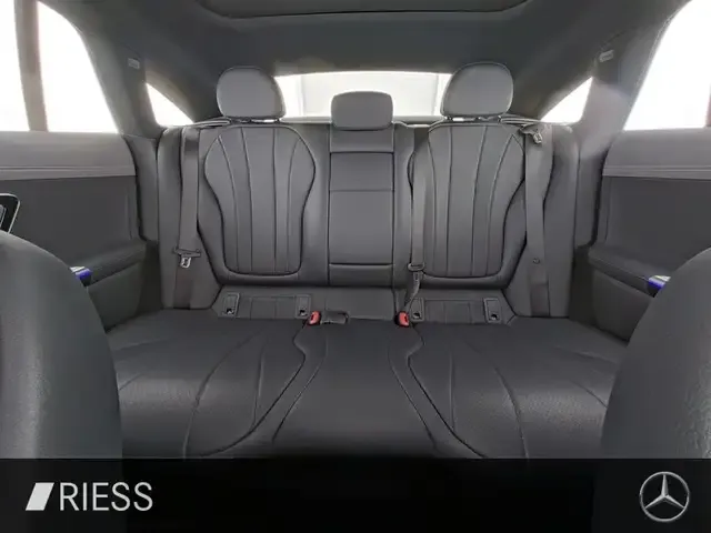 Mercedes-Benz EQE 300