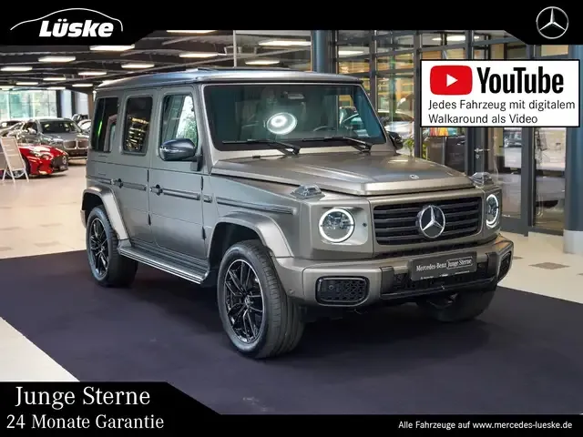 Mercedes-Benz G 500