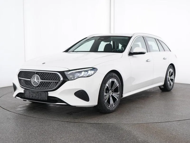 Mercedes-Benz E 220