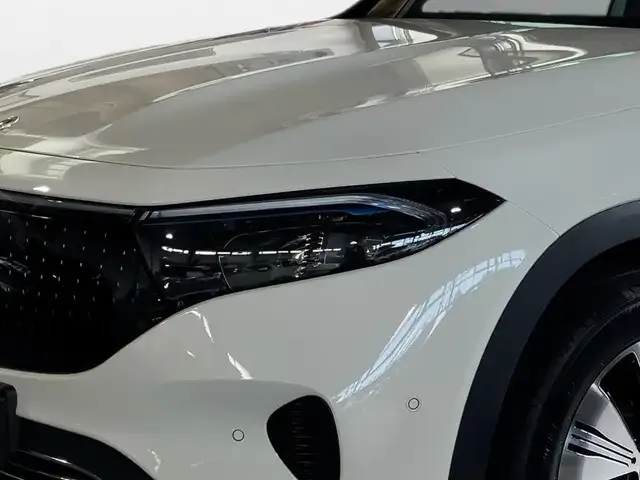 Mercedes-Benz EQB 350