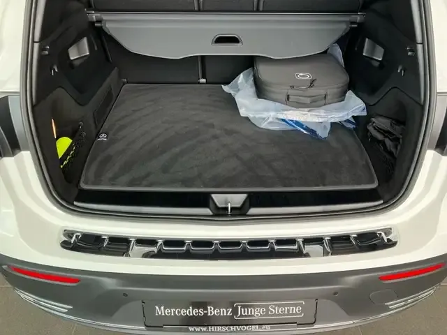 Mercedes-Benz EQB 350