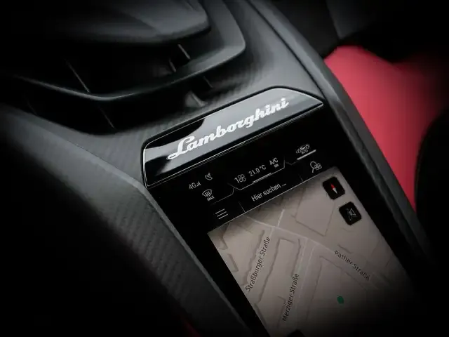 Lamborghini Revuelto