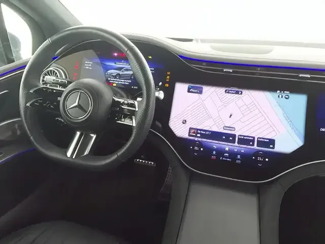 Mercedes-Benz EQS SUV