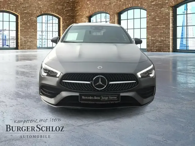 Mercedes-Benz CLA 250