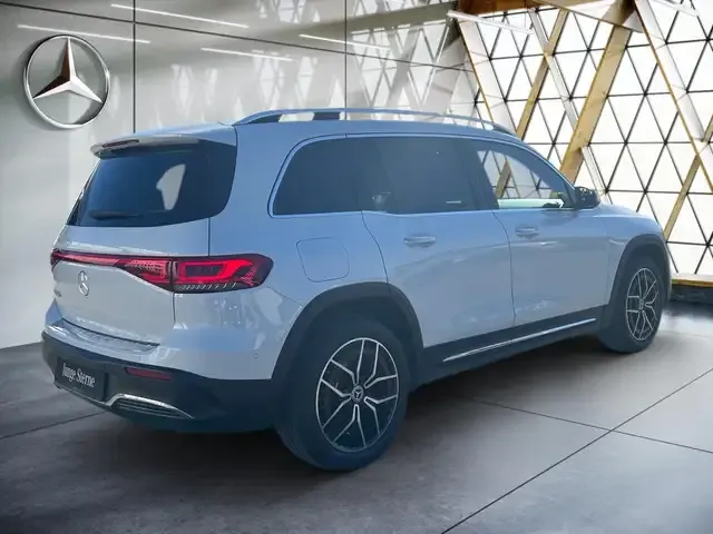 Mercedes-Benz EQB 250