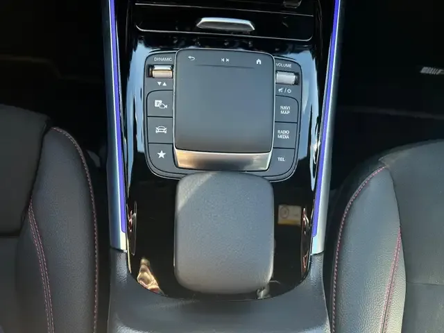 Mercedes-Benz EQB 250